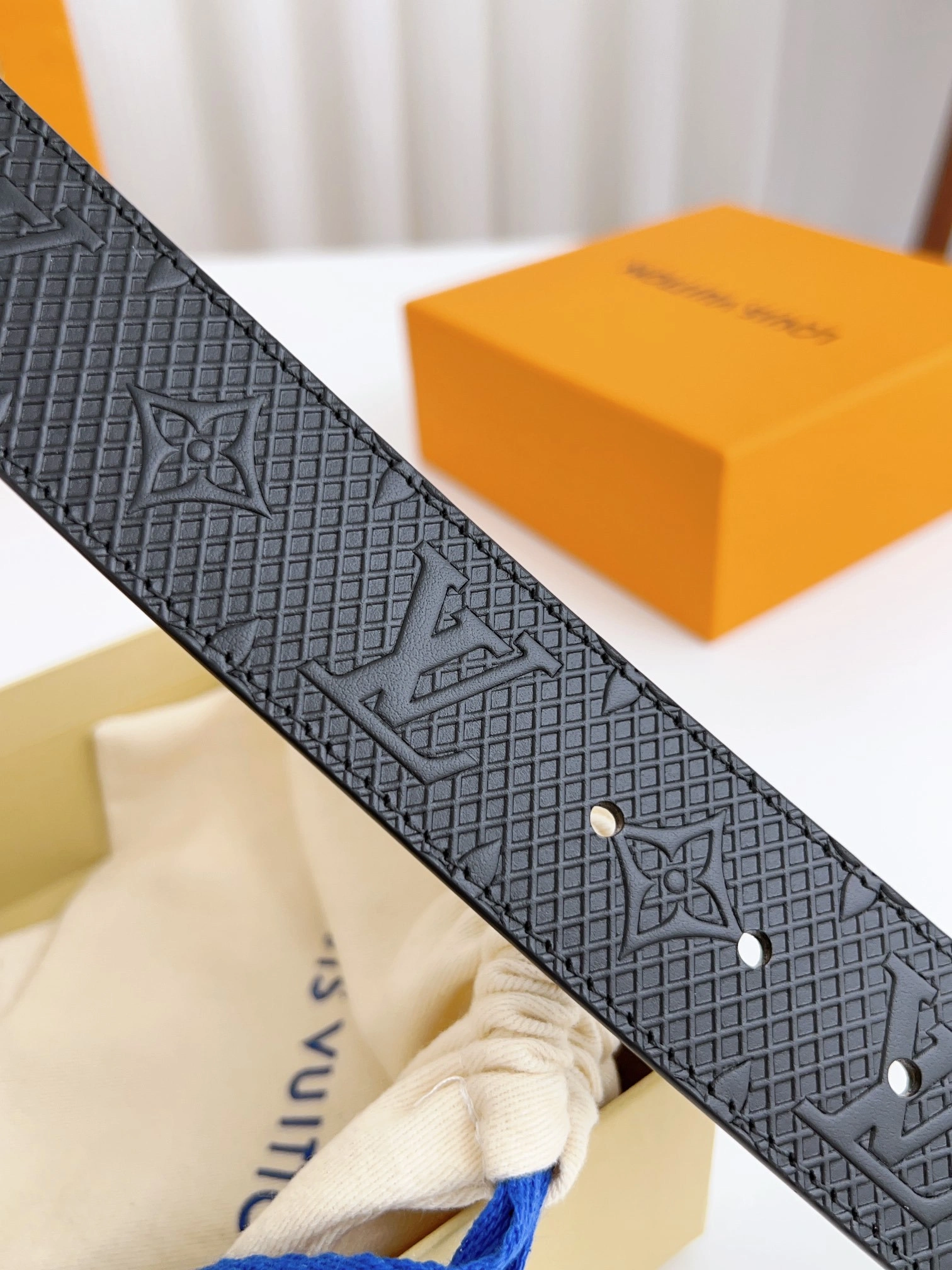 Barbara-- M0615U Calfskin 4.0cm item:D-S378A2006R